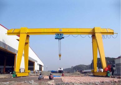 Grues à portique pour poutres simples extérieures, 5 tonnes